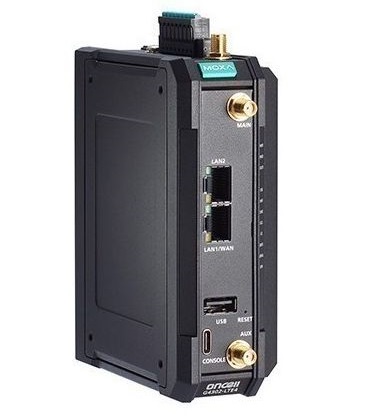 Switch Ethernet rapide géré par le Web avec 4 RJ45 et 2 SFP pour  l'industrie 4.0, Fabricant de commutateurs réseau et de convertisseurs  multimédias